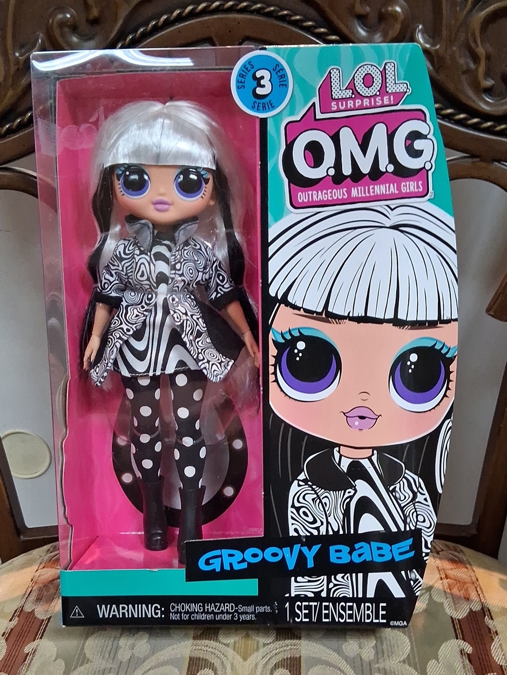 LOL Surprise OMG Groovy Babe Doll Series 3